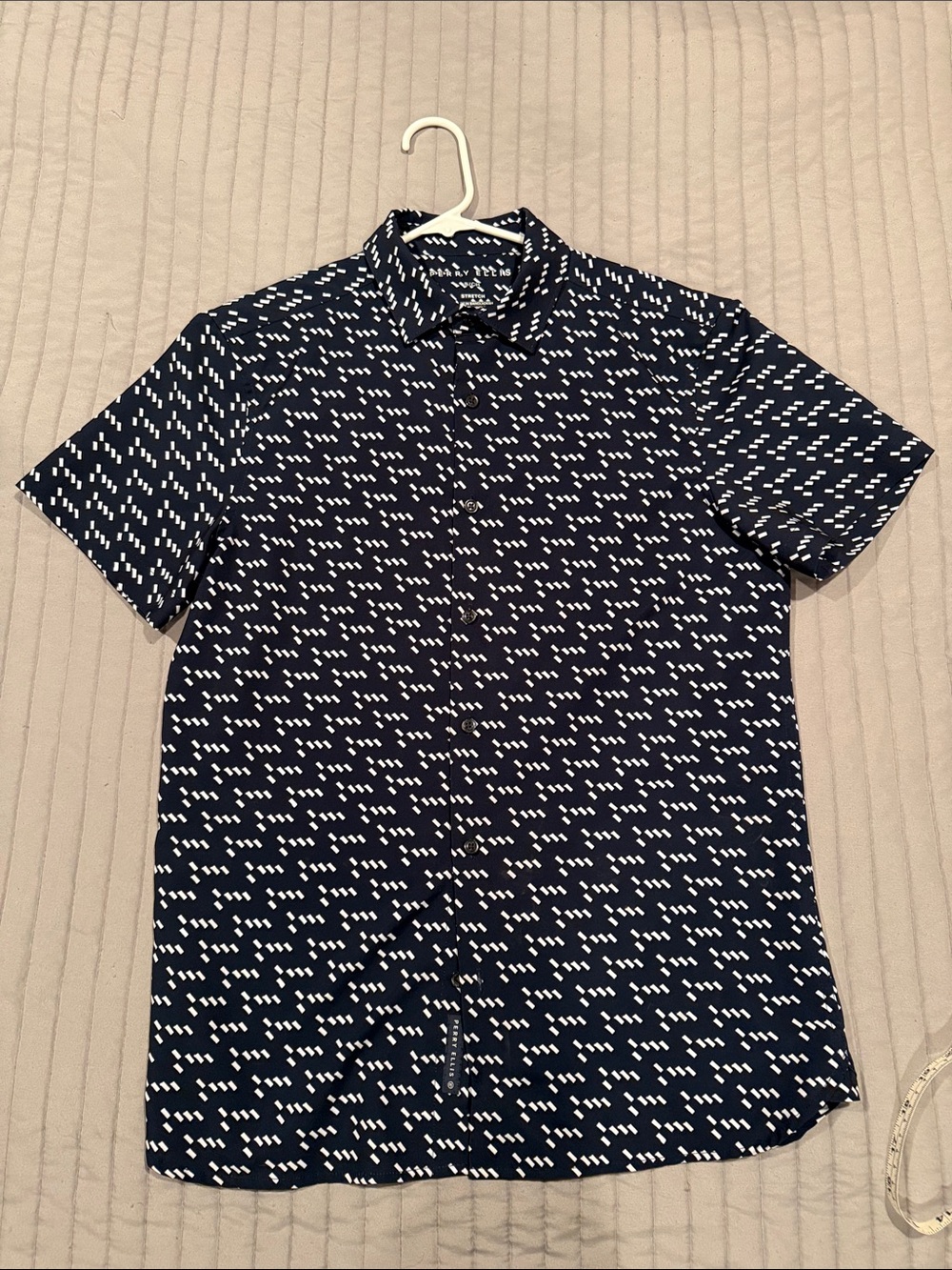 Perry Ellis Navy Button-Down Short Sleeve Shirt with White Dash Print